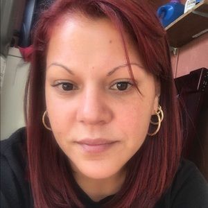 Meet your Posher, Elisa